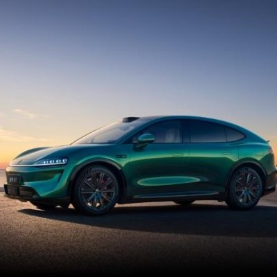 智界汽车亮相2025广州车展 全新专属展台满配黑科技大有可玩